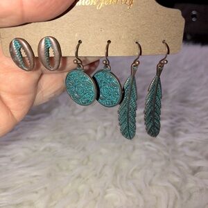 Boho Bronze Rust Finish Seashell Feather Dangle Earring Set of Three